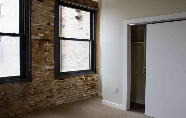 Finishing House
