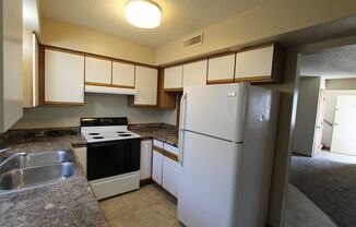 3 beds, 1.5 baths, 1,050 sqft, $1,395, Unit B-4