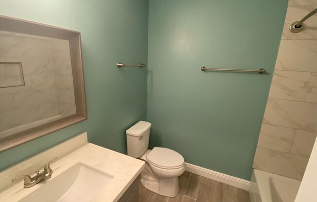 2 beds, 1 bath, $1,295