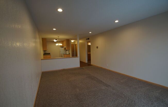 1 bed, 1 bath, $1,374, Unit 419