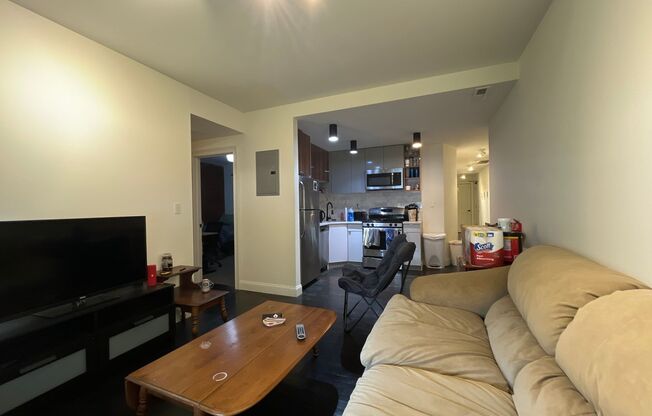 3 beds, 2 baths, 736 sqft, $2,895, Unit 2