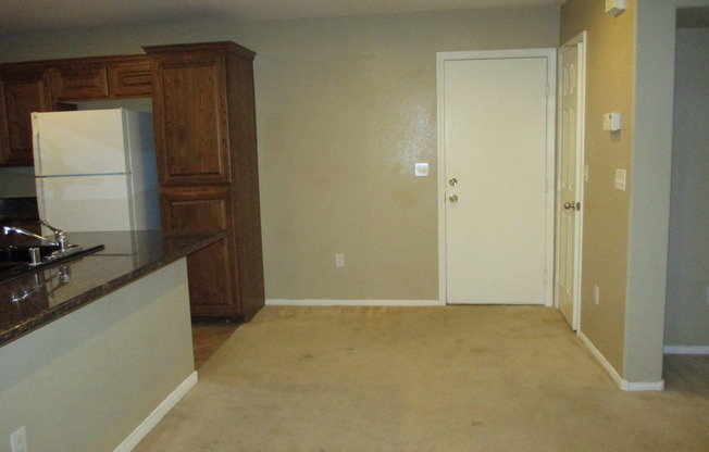 2 beds, 2 baths, $1,695