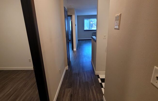 1 bed, 1 bath, $1,225, Unit 115