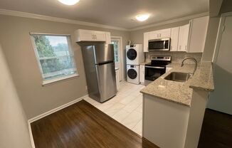 Renovated 1 and 2 Bedroom Virginia Highlands Apartments