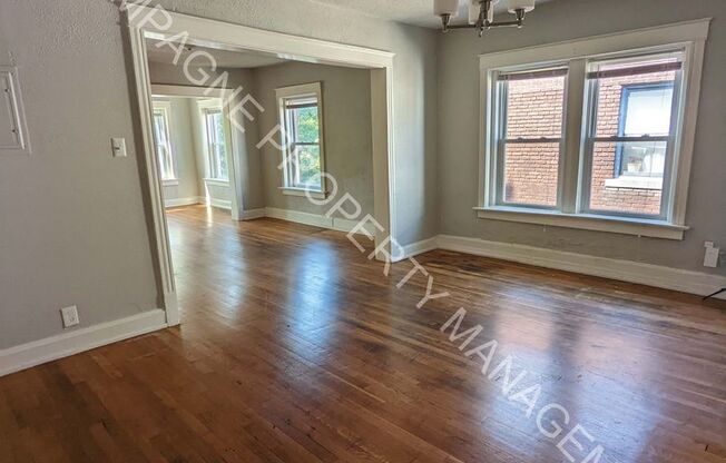 2 beds, 1 bath, 950 sqft, $1,000, Unit 1N