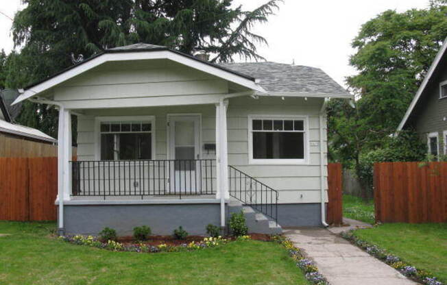 5619 NE 26th Ave.