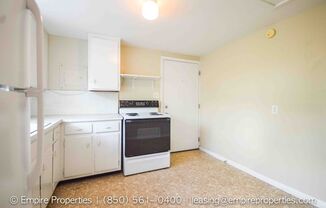 1 bed, 1 bath, $900, Unit Unit 7