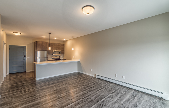 Studio, 1 bath, 611 sqft, $1,020, Unit 101