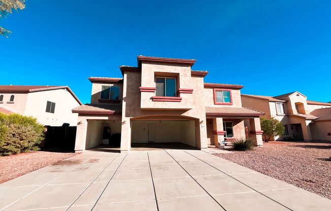 Massive 5 Bedroom Single Family Home in San Tan Valley!