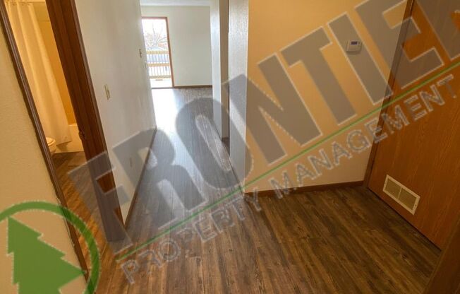 2 beds, 1 bath, $745, Unit 215 McGoodwin St Apt 11