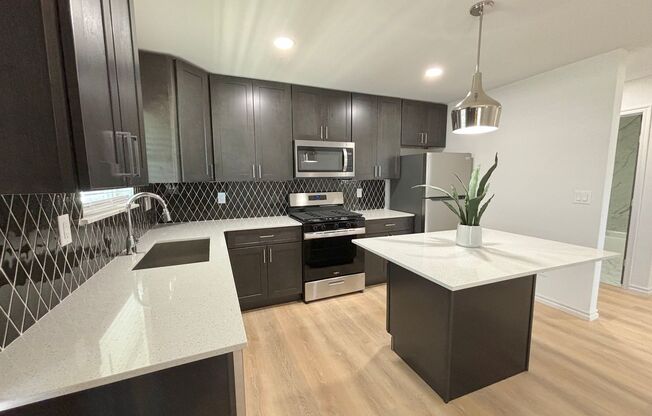 1 bed, 1 bath, 625 sqft, $1,199, Unit 47-1