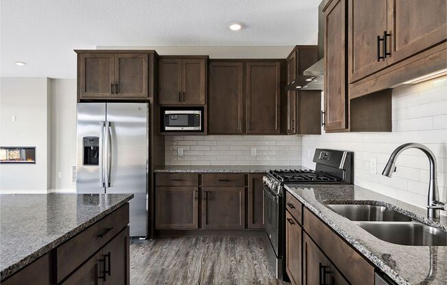 2 beds, 2.5 baths, $2,425