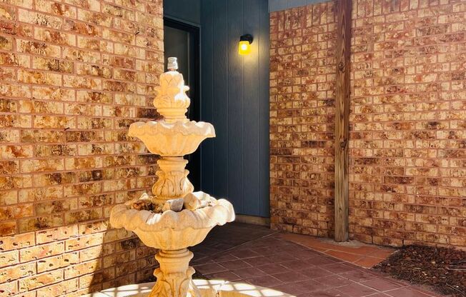 Charming 3 bedroom, 2 bath home in West  El Paso!