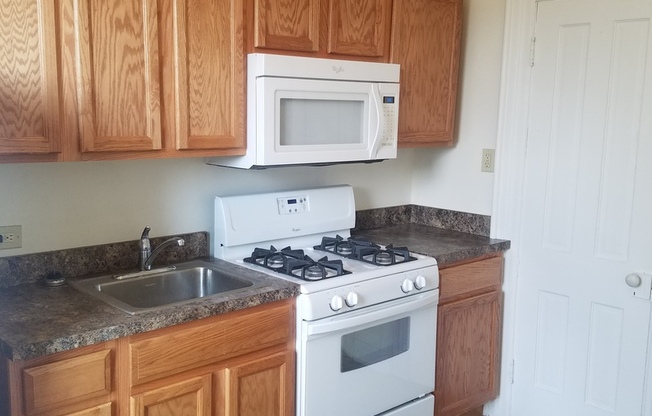 1 bed, 1 bath, $1,295