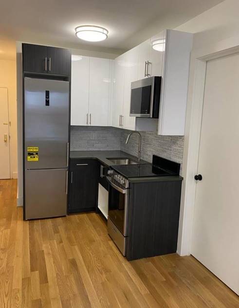 1 bed, 1 bath, 470 sqft, $2,693, Unit 21