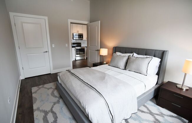 1 bed, 1 bath, 673 sqft, $2,850, Unit 3833-421