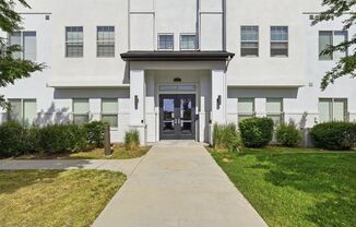 Grand at Midvale