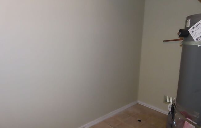 2 beds, 2 baths, 1,159 sqft, $2,000, Unit 1