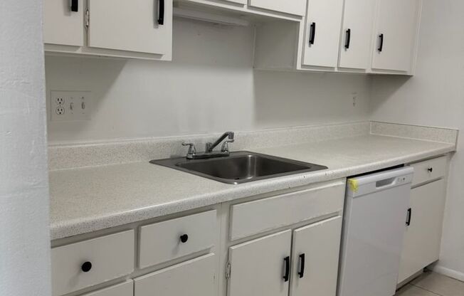 Altamonte Springs 2 Bedroom 2 Bath 2nd Floor Condo!