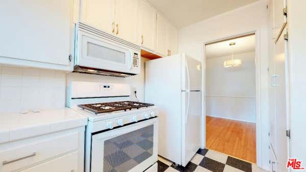 1 bed, 1 bath, 649 sqft, $2,395, Unit 8