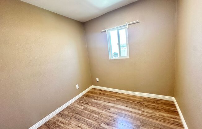 4041-43 National Ave