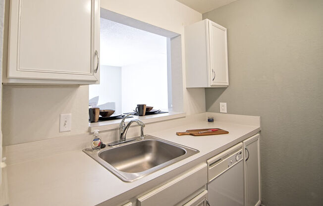 06_p1409681_Woodland_Heights_Apartments_1_PhotoGallery