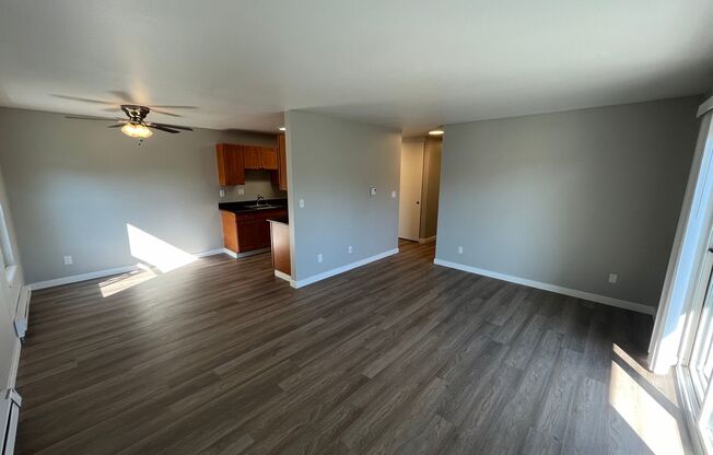 2 beds, 2 baths, 1,036 sqft, $2,395, Unit 3520 - 408