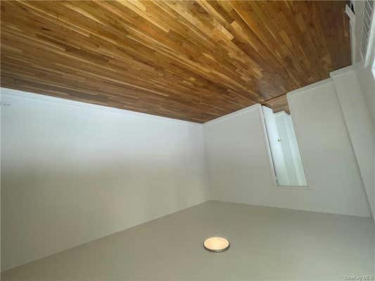 1 bed, 1 bath, 650 sqft, $2,100, Unit 5G