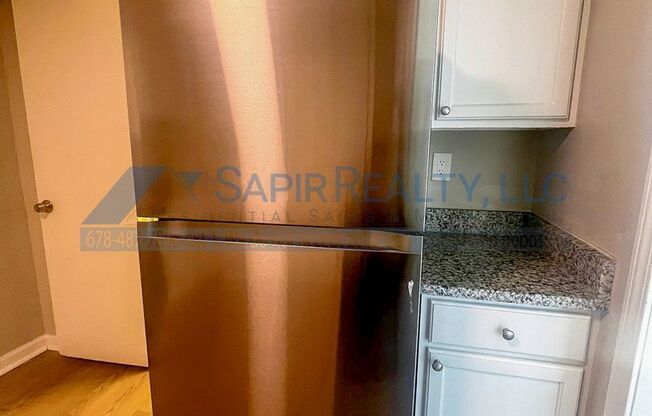 2 beds, 1.5 baths, $1,295, Unit B2