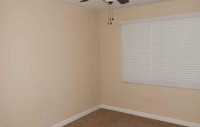 3 beds, 1 bath, $1,680