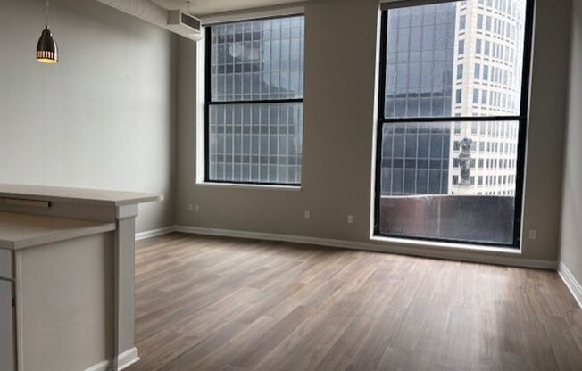 1 bed, 1 bath, 670 sqft, $1,289, Unit 609