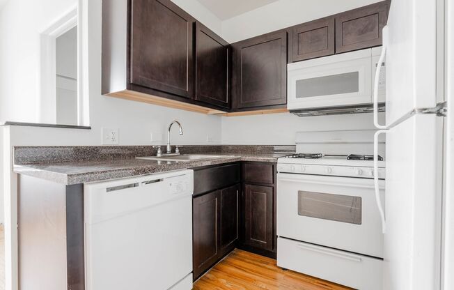 Studio, 1 bath, 225 sqft, $1,150, Unit 4615-3D