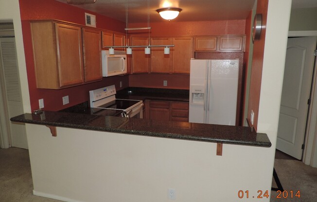 2 beds, 2 baths, $1,395, Unit #2043