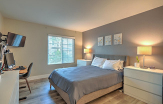 10940 SUMMERDALE WAY