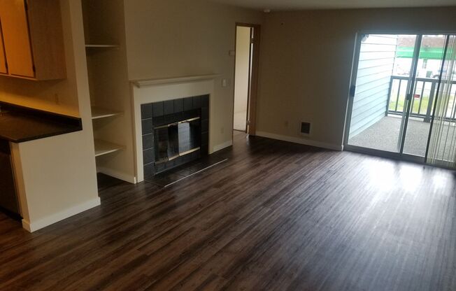 1 bed, 1 bath, 719 sqft, $1,875, Unit 113