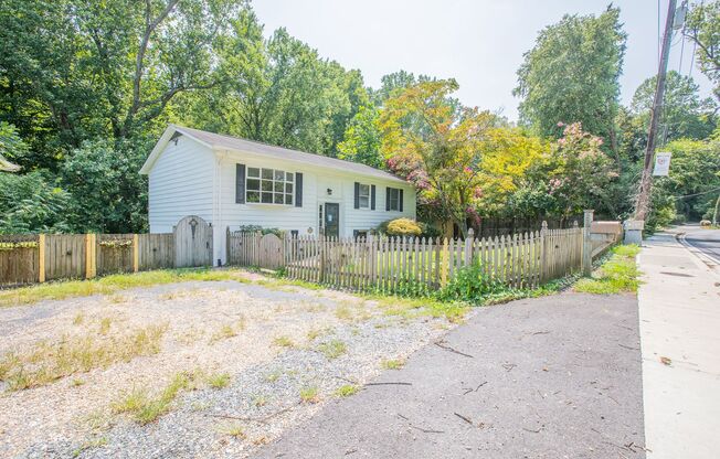 Gorgeous 4 BR/2 BA Single Family Home in Upper Marlboro!