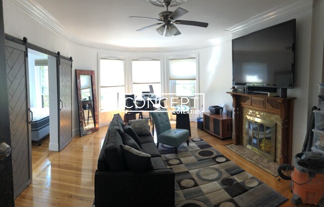917 BEACON ST