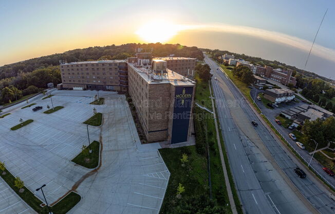 Studio, 1 bath, 329 sqft, $695, Unit 433