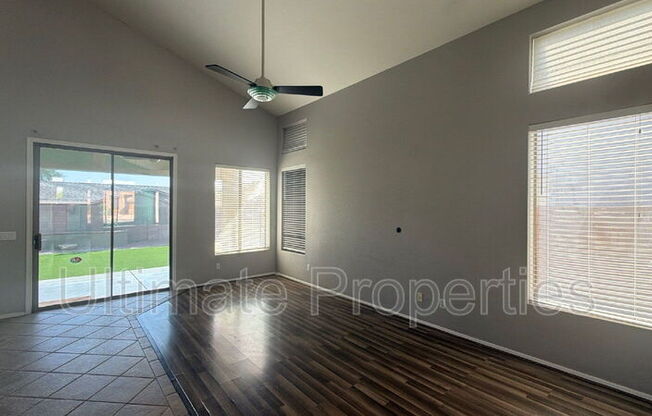 3439 N 126 DR