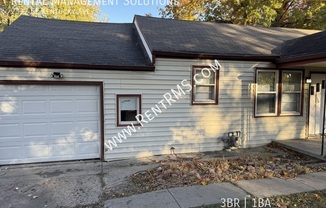 2332 SE KENTUCKY AVE