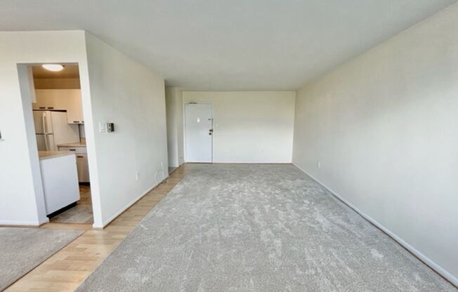 4390 Lorcom Lane #503