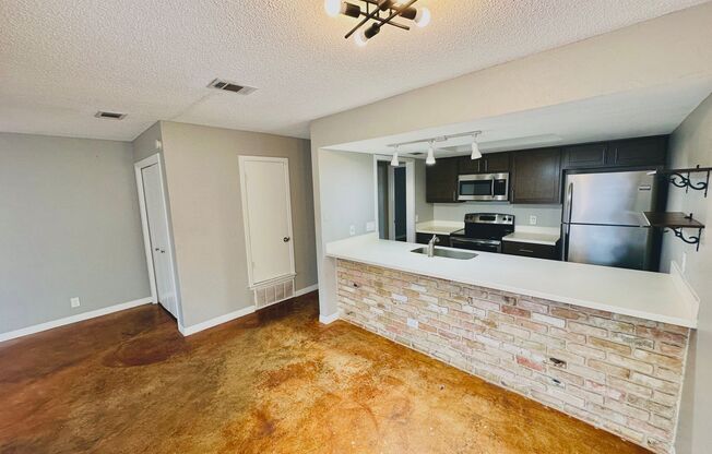 1 bed, 1 bath, 700 sqft, $1,195, Unit 3416-1