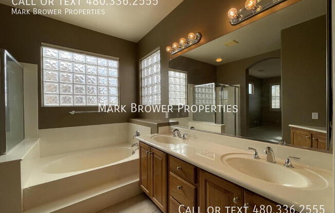 17453 W ROCK LEDGE RD