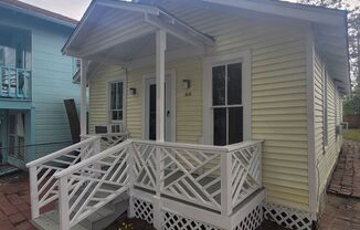 3 beds, 1 bath, $1,700