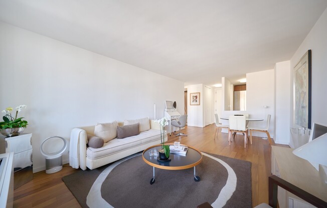 1 bed, 1 bath, 685 sqft, $4,895, Unit 9N