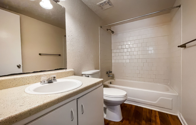 Bathroom | Apartments For Rent in Columbia SC | Peachtree Place