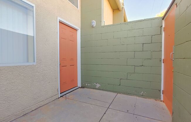 1 bed, 1 bath, 700 sqft, $800, Unit Unit 23