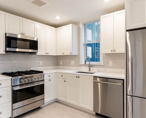 1 bed, 1 bath, 625 sqft, $3,350, Unit 305