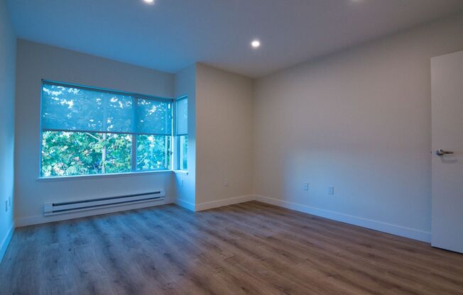 1 bed, 1 bath, 745 sqft, $2,310, Unit 405