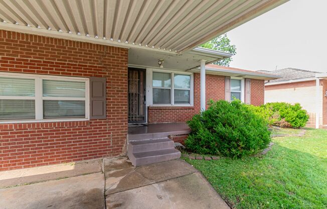 Beautifully Remodeled 3-Bedroom Home Near I-240